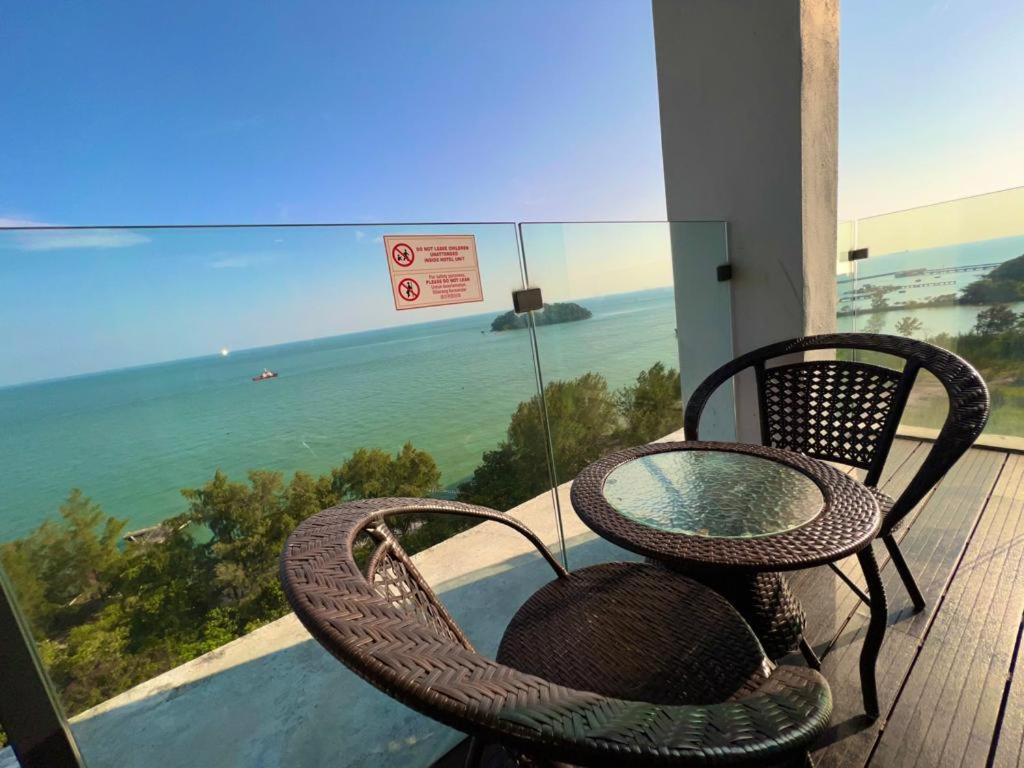 Private Condo Port Dickson Waterfront Exterior foto