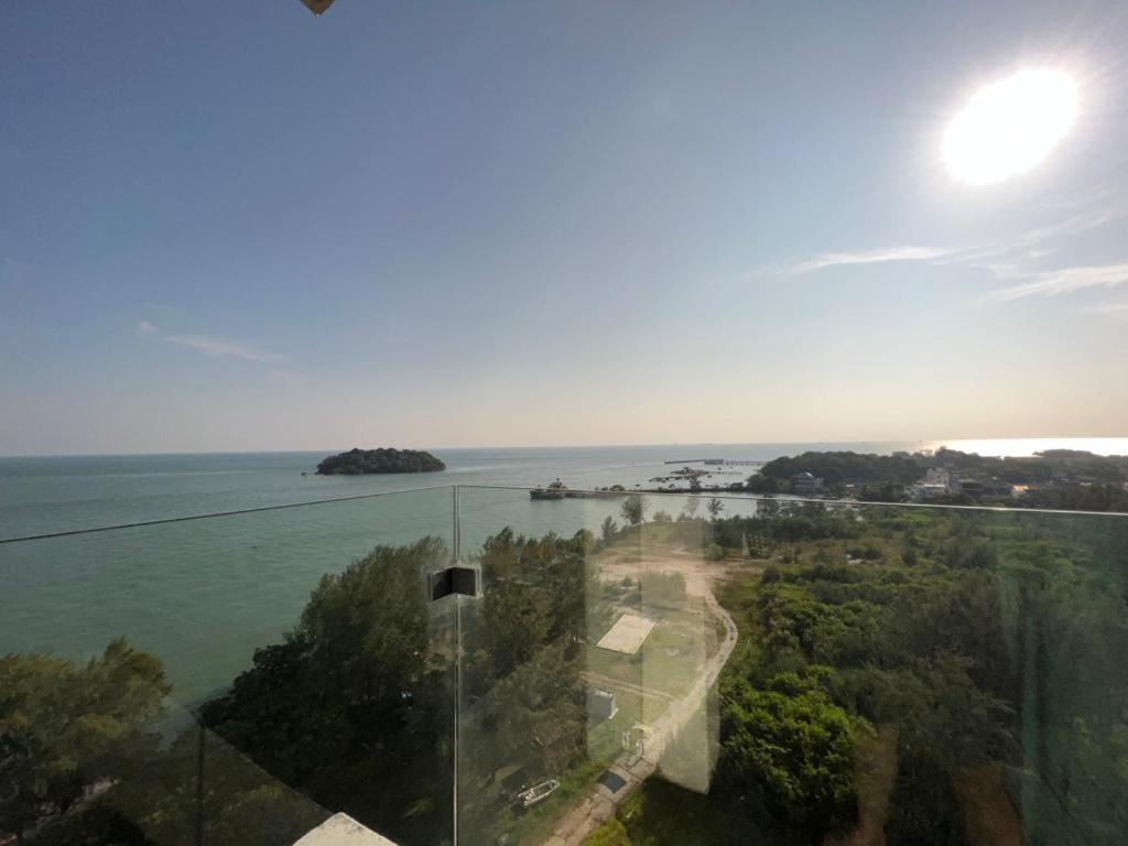 Private Condo Port Dickson Waterfront Exterior foto