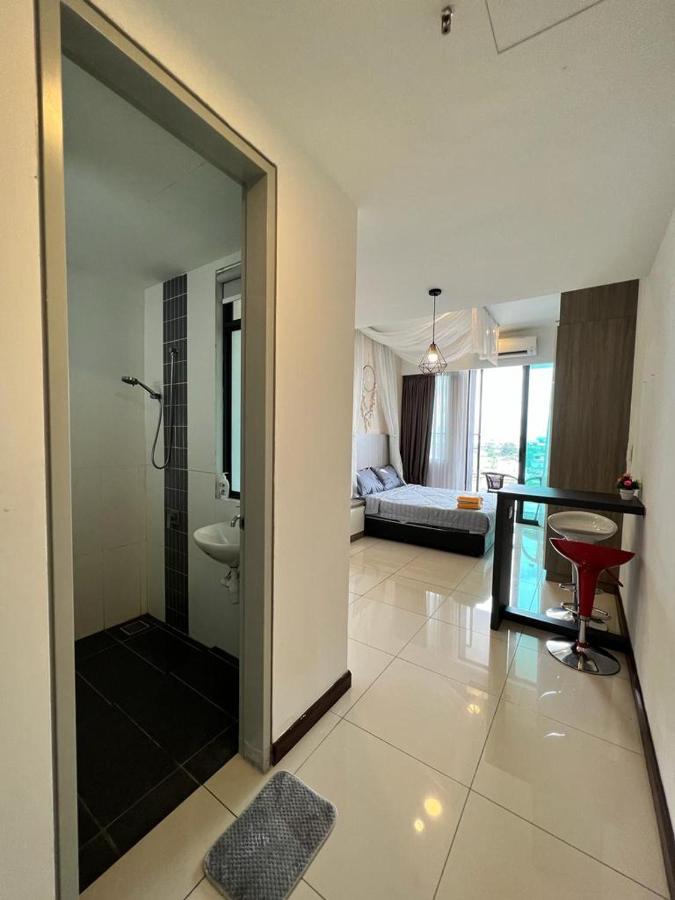 Private Condo Port Dickson Waterfront Exterior foto